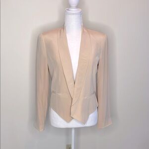 Rieley Elegant Pale Peach Women's Blazer. EUC